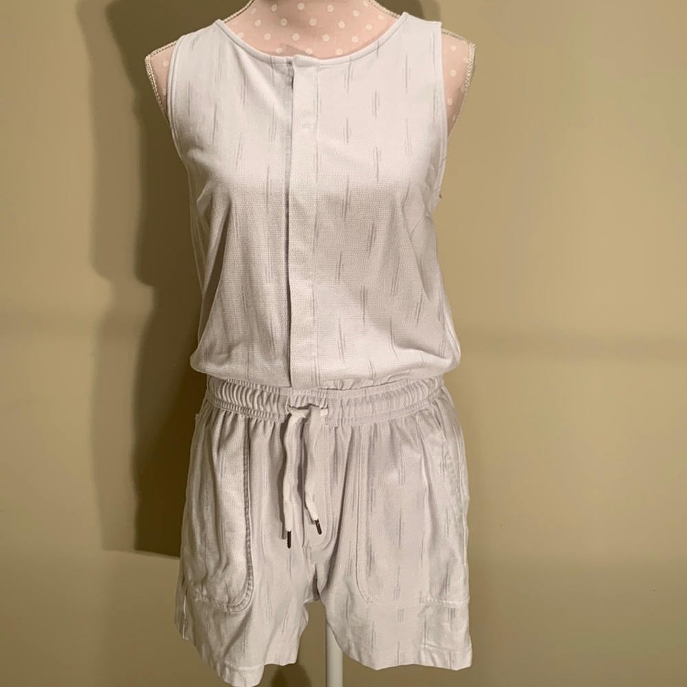 Athleta farralon romper